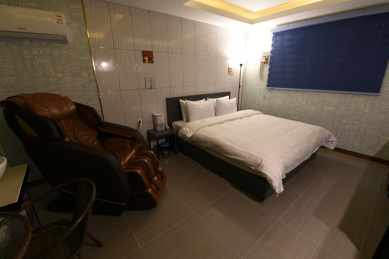 Jecheon Q Motel Bagian luar foto