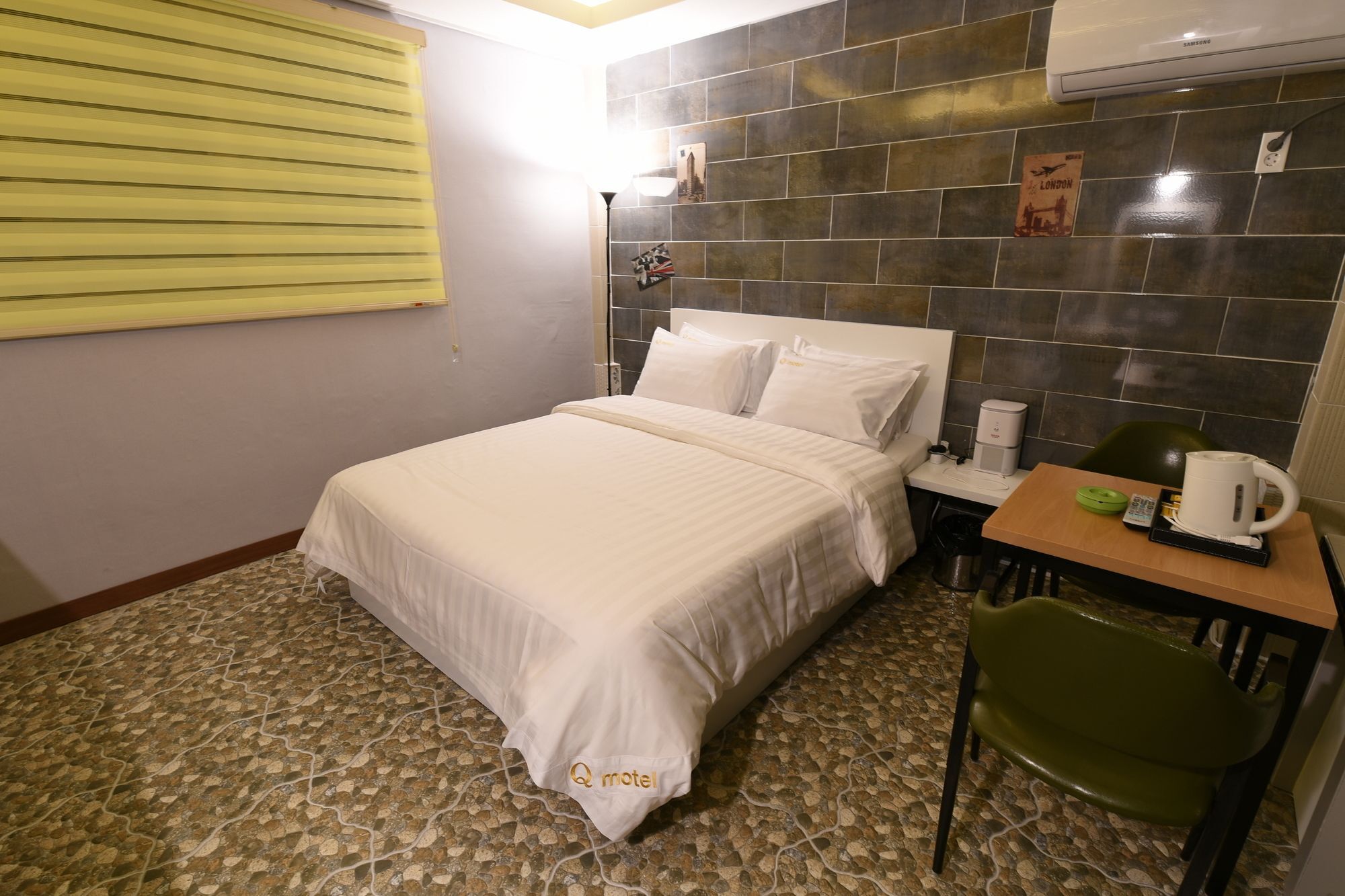 Jecheon Q Motel Bagian luar foto